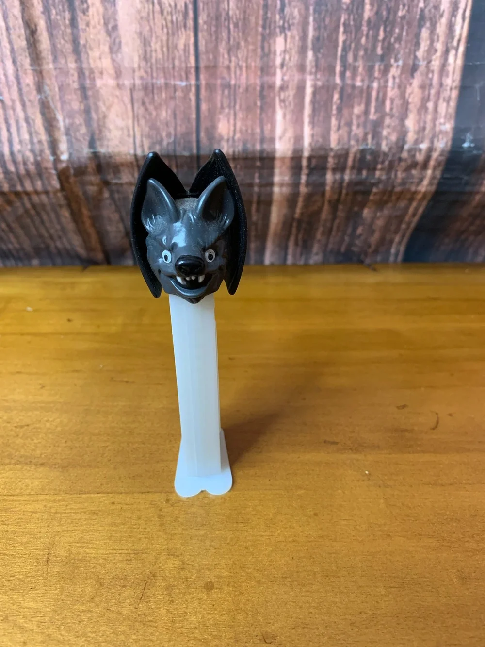 PEZ‎ Halloween Vampire Bat Dispenser Glow-in-the-Dark